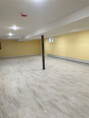 18740 Hilburn Avenue, Saint Albans, NY 11412