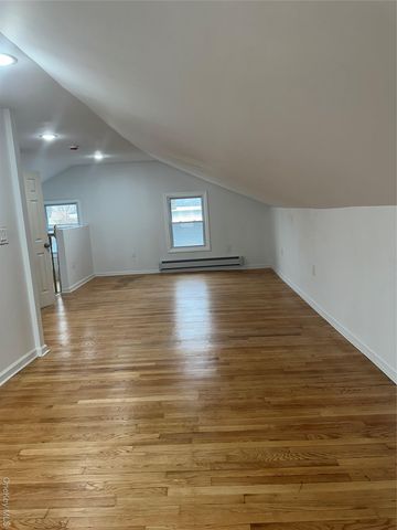 18740 Hilburn Avenue, Saint Albans, NY 11412