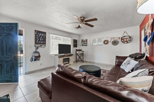 221 E CAVANESS Avenue, Wickenburg, AZ 85390