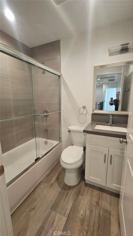 10962 Avalon, Los Angeles, CA 90061