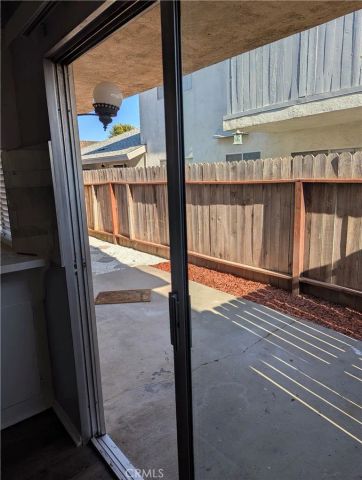 17031 Pinehurst Lane B, Huntington Beach, CA 92647