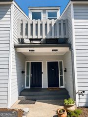 1009 Riverbend Club Drive SE, Atlanta, GA 30339