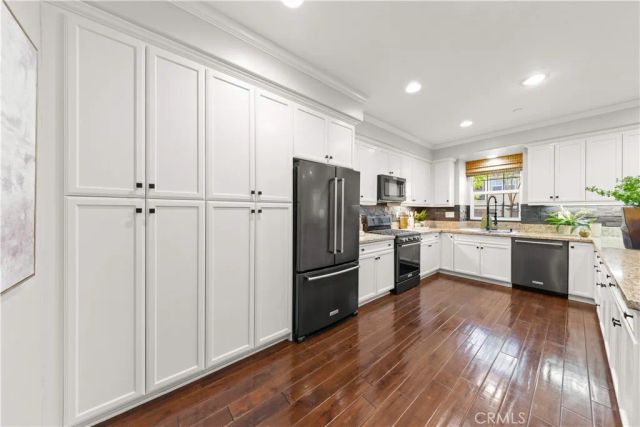 15210 Linden Way, Tustin, CA 92782