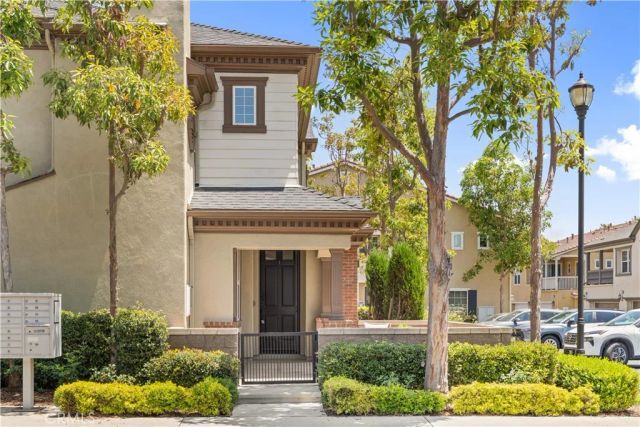 15210 Linden Way, Tustin, CA 92782