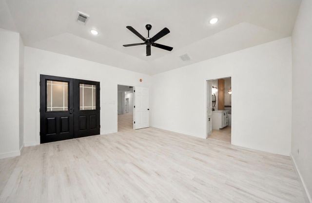3002 Kathleen Drive, Mont Belvieu, TX 77523
