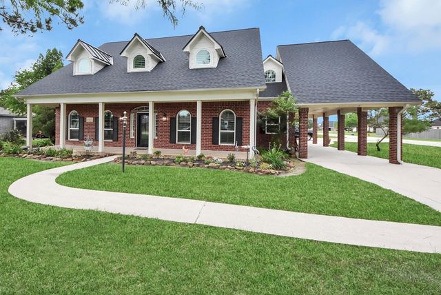 3002 Kathleen Drive, Mont Belvieu, TX 77523