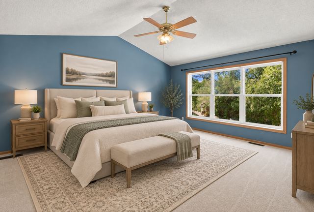 1560 Oakbrooke Terrace, Eagan, MN 55122