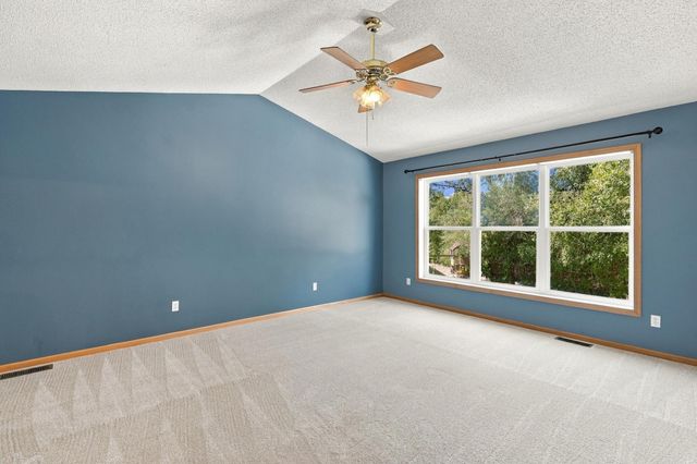 1560 Oakbrooke Terrace, Eagan, MN 55122