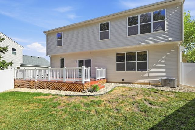 1560 Oakbrooke Terrace, Eagan, MN 55122