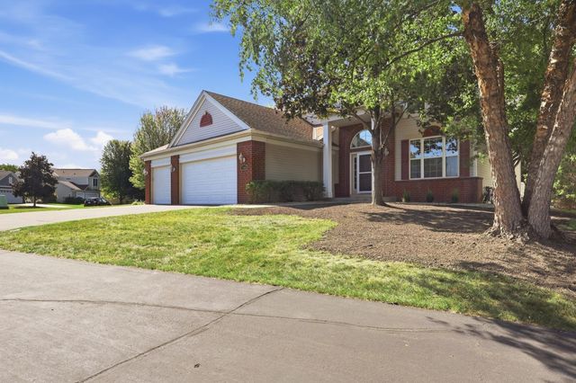 1560 Oakbrooke Terrace, Eagan, MN 55122