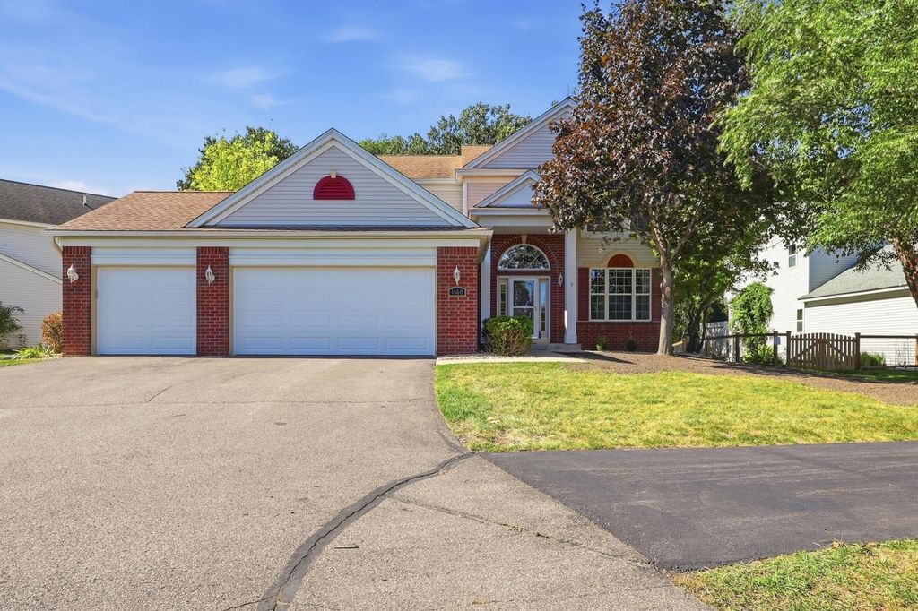 1560 Oakbrooke Terrace, Eagan, MN 55122 — exterior
