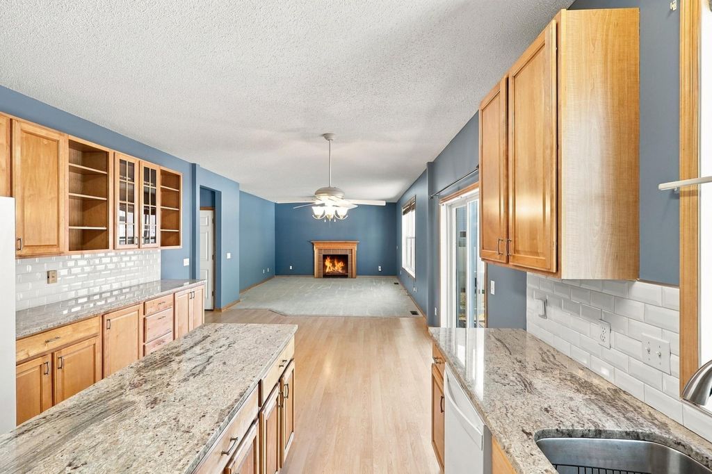 1560 Oakbrooke Terrace, Eagan, MN 55122 — photo 5