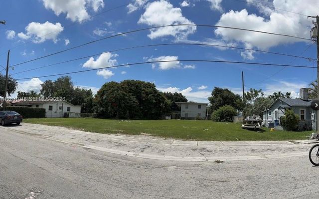 1624 NW 60th Street, Miami, FL 33142