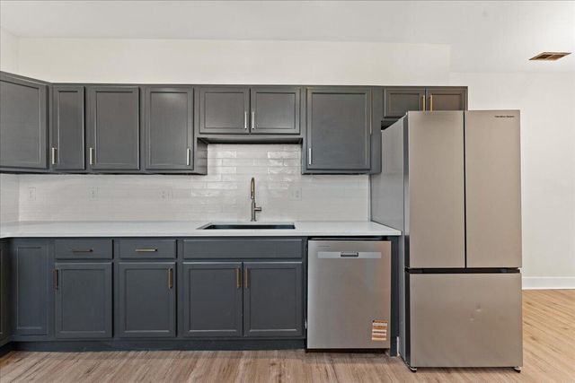 1402 Scott Street, Covington, KY 41011