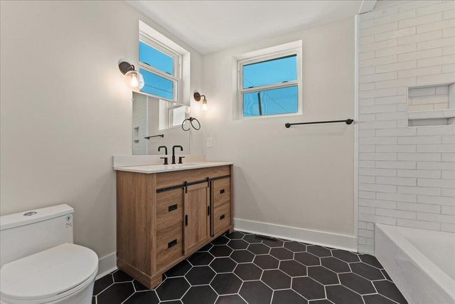 1402 Scott Street, Covington, KY 41011