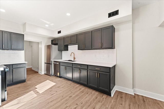 1402 Scott Street, Covington, KY 41011