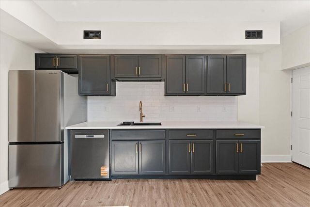 1402 Scott Street, Covington, KY 41011