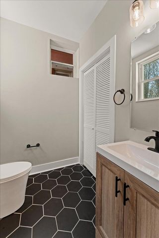 1402 Scott Street, Covington, KY 41011