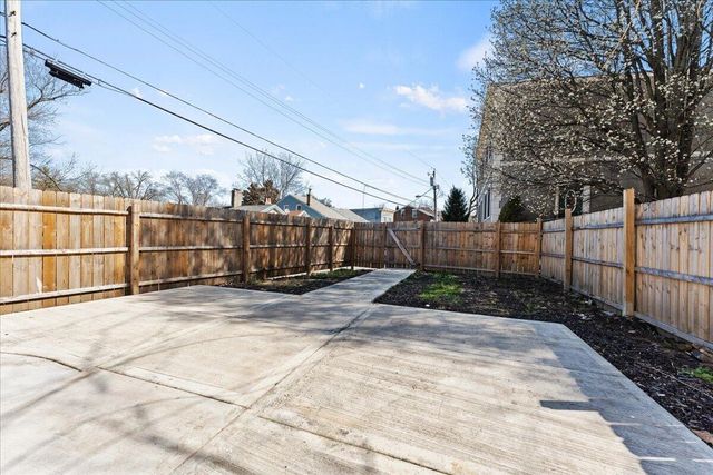 1402 Scott Street, Covington, KY 41011