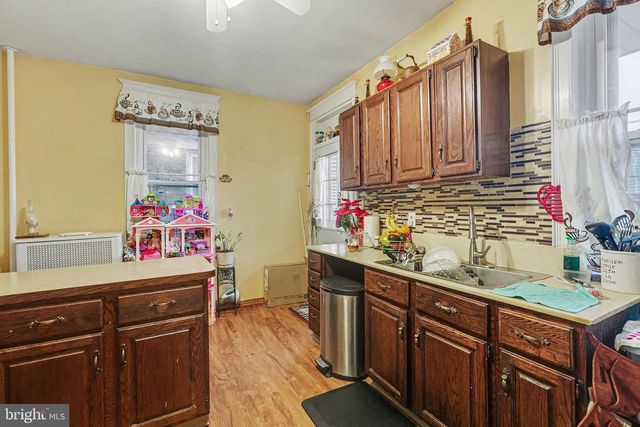 2031 SWATARA ST, Harrisburg, PA 17104