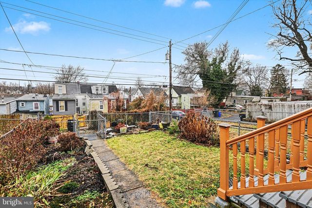 2031 SWATARA ST, Harrisburg, PA 17104