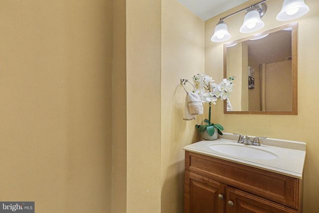 2031 SWATARA ST, Harrisburg, PA 17104