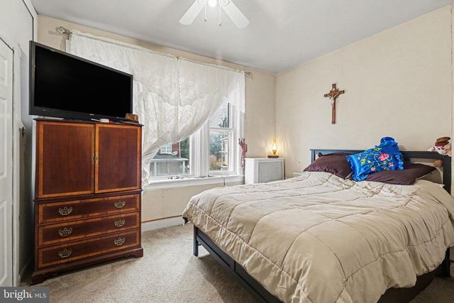 2031 SWATARA ST, Harrisburg, PA 17104