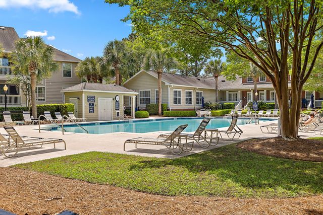 1600 Long Grove Drive 417, Mount Pleasant, SC 29464