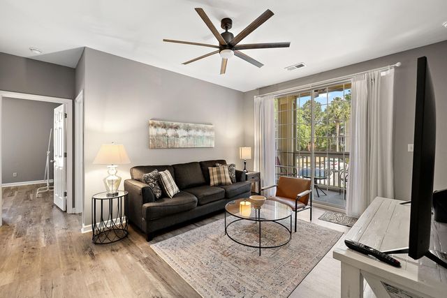 1600 Long Grove Drive 417, Mount Pleasant, SC 29464