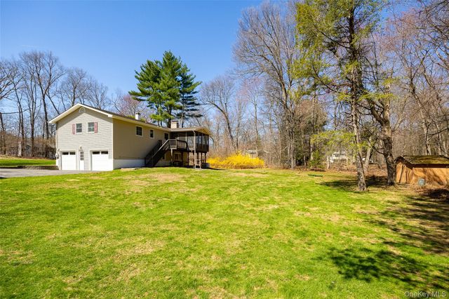 41 Julie Drive, Hopewell Junction, NY 12533
