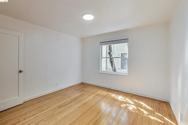 1207 University Ave, Berkeley, CA 94702