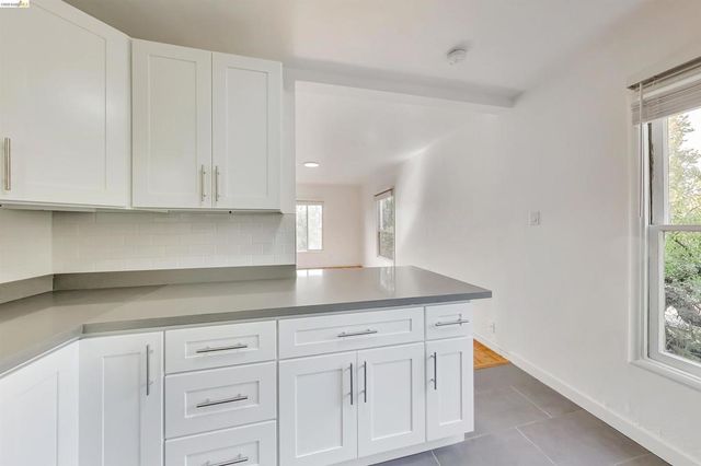 1207 University Ave, Berkeley, CA 94702