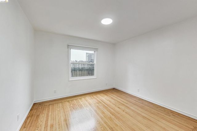1207 University Ave, Berkeley, CA 94702