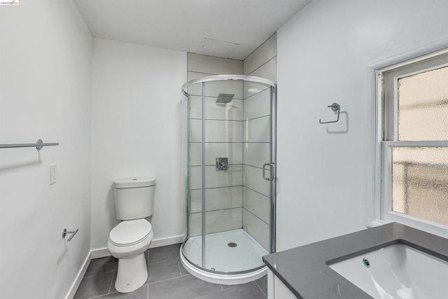 1207 University Ave, Berkeley, CA 94702