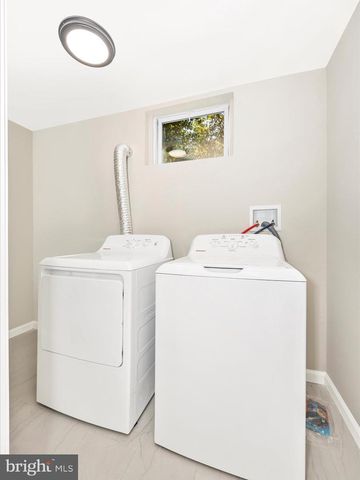 9110 WIRE AVE, Silver Spring, MD 20901