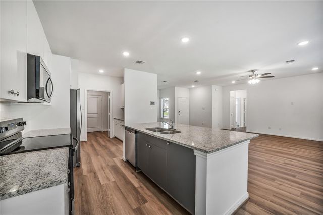 11943 Pondwood Drive, Cypress, TX 77429