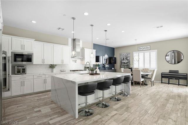 766 Glistening Light Court, Henderson, NV 89052