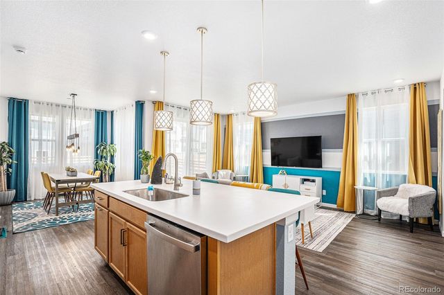 3522 N Buchanan Way, Aurora, CO 80019