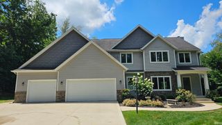9803 IRON BRIDGE Road, Roanoke, IN 46783