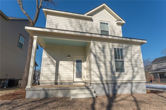 349 E 11th Street, Fayetteville, AR 72701