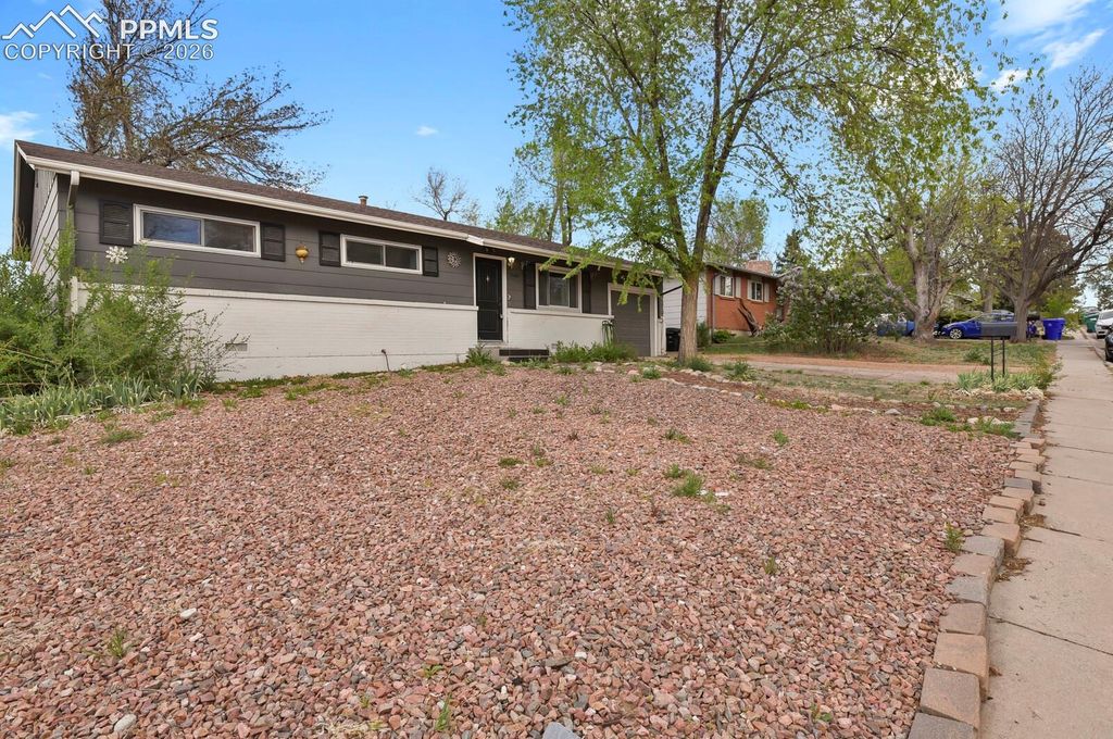 1540 Saratoga Drive, Colorado Springs, CO 80910 — photo 2