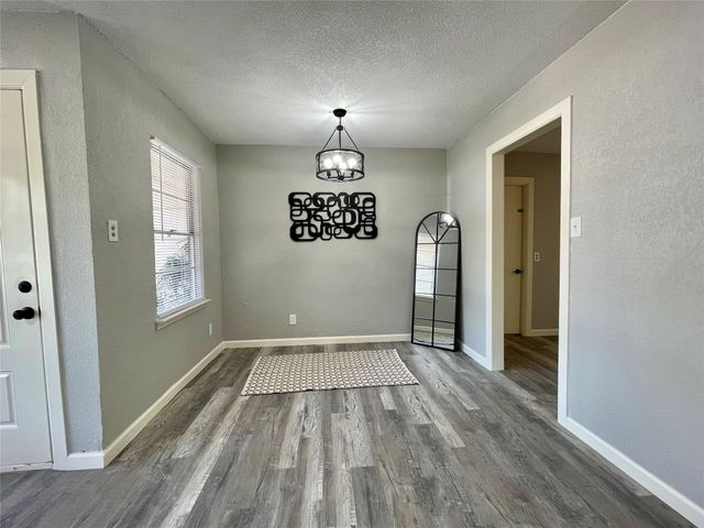 305 Cypress Street, Lake Jackson, TX 77566