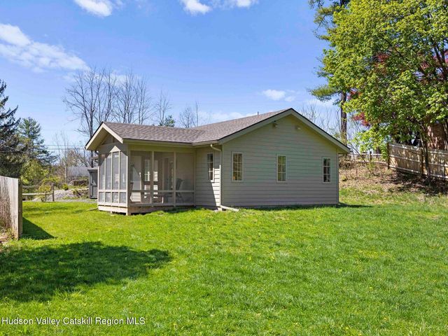 555 Mountain View Avenue, Hurley, NY 12443