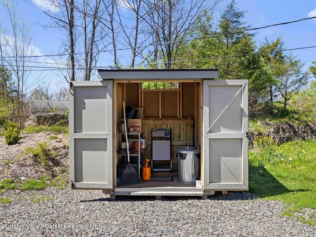 555 Mountain View Avenue, Hurley, NY 12443
