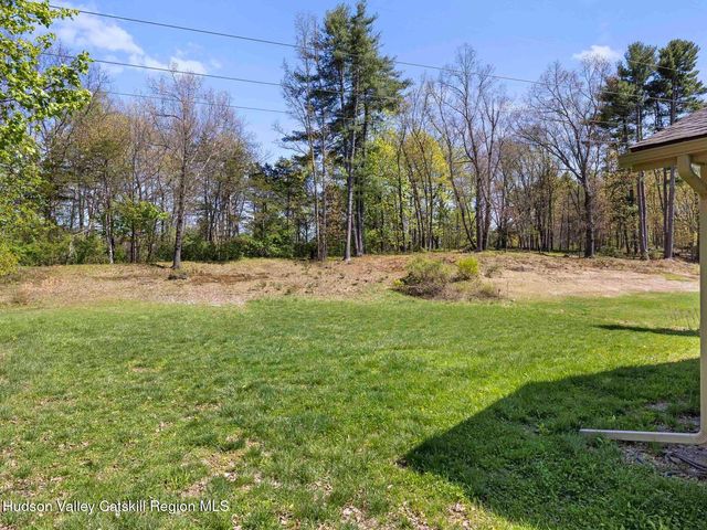 555 Mountain View Avenue, Hurley, NY 12443