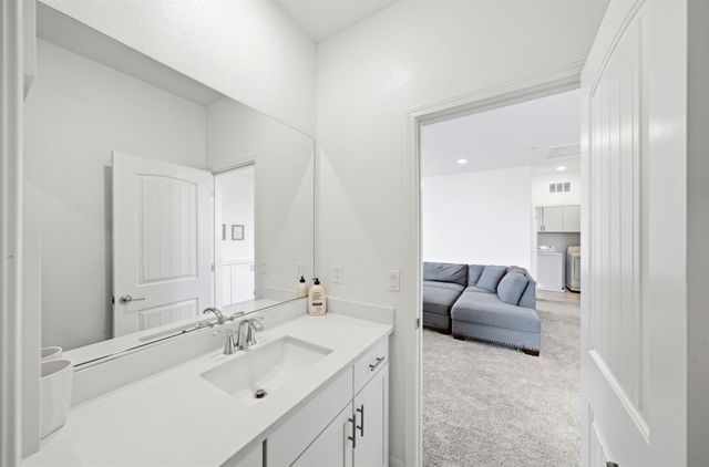 8793 Prelude Way, Elk Grove, CA 95757