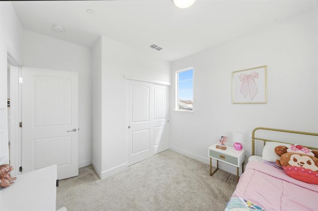 8793 Prelude Way, Elk Grove, CA 95757