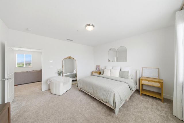 8793 Prelude Way, Elk Grove, CA 95757