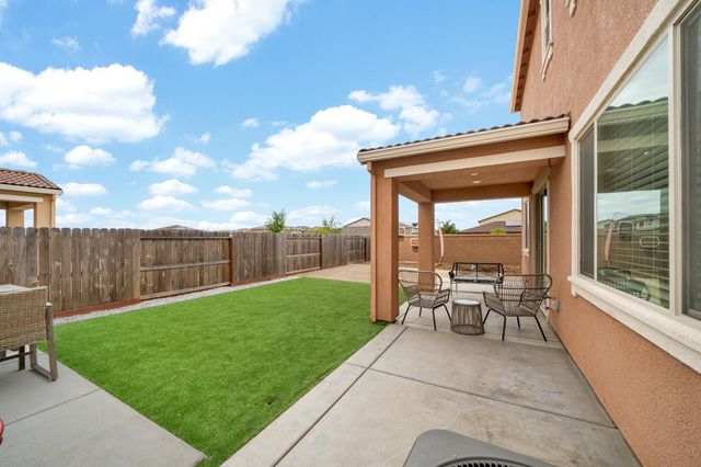 8793 Prelude Way, Elk Grove, CA 95757