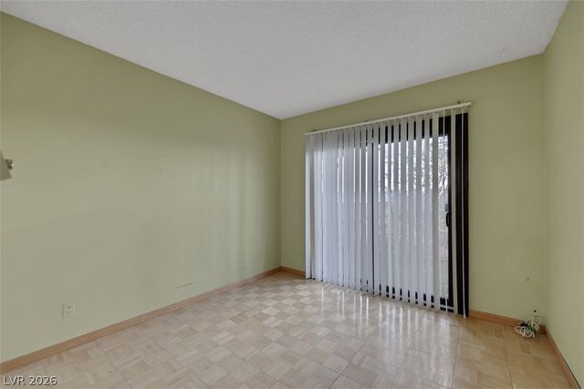 6744 Mountridge Drive, Las Vegas, NV 89110